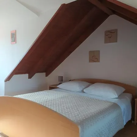 Apartment Room Parcina Trogir Exterior photo