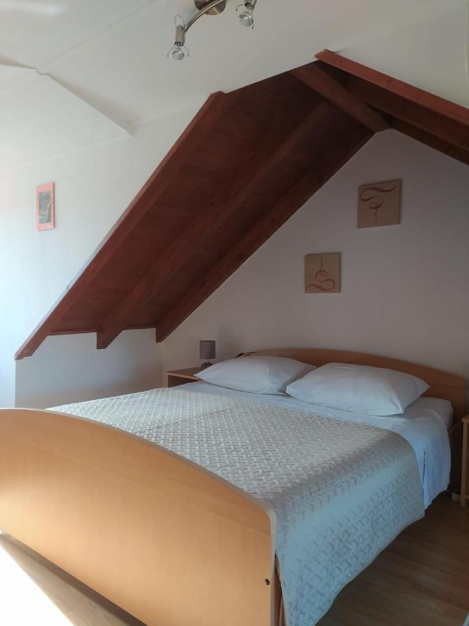 Apartment Room Parcina Apartment Trogir