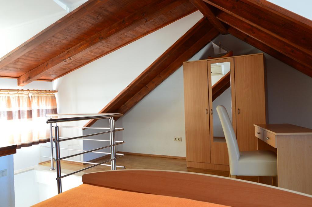 Apartament Parcina